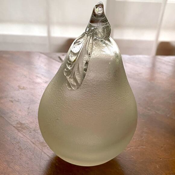 Art Glass Frosted Pear Decor‎ - Picture 1 of 5